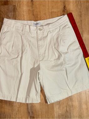 Old Navy Classic White Cotton Chino Shorts Slash Pockets size 36 SUM06 Y2K VTG